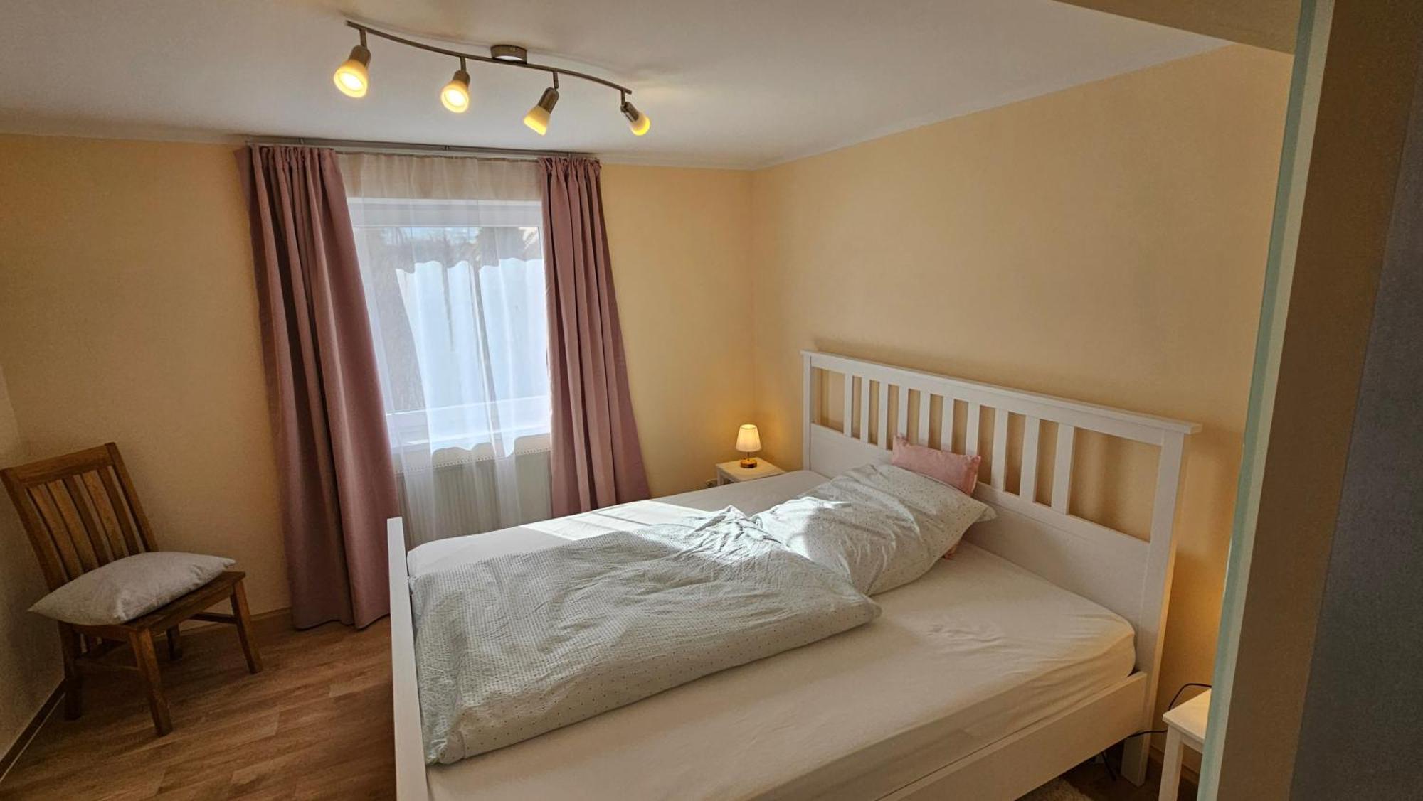 Sehr Schoenes Und Grosses Haus In Dresden - Partys Und Andere Feierlichkeiten Sind Wegen Eventueller Laermbelaestigung Nicht Gestattet Exterior photo