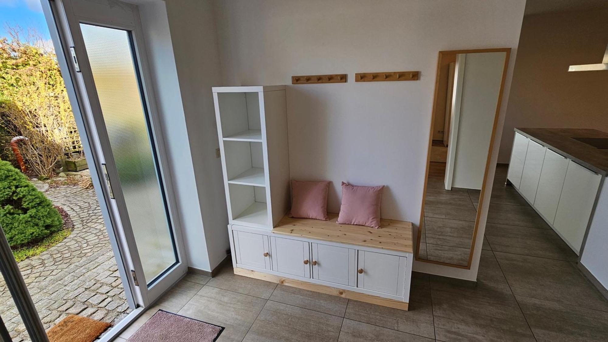 Sehr Schoenes Und Grosses Haus In Dresden - Partys Und Andere Feierlichkeiten Sind Wegen Eventueller Laermbelaestigung Nicht Gestattet Exterior photo